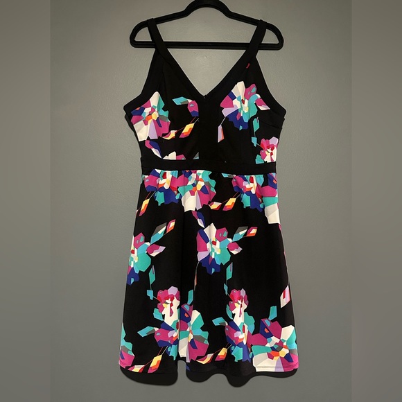 Nicole Miller women’s size Large dress geometric floral - Picture 4 of 6